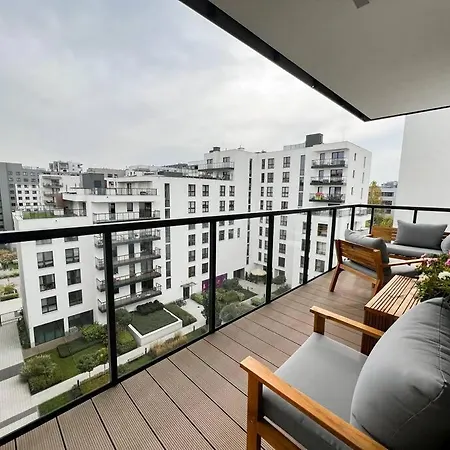 Premium Chopin Airport *